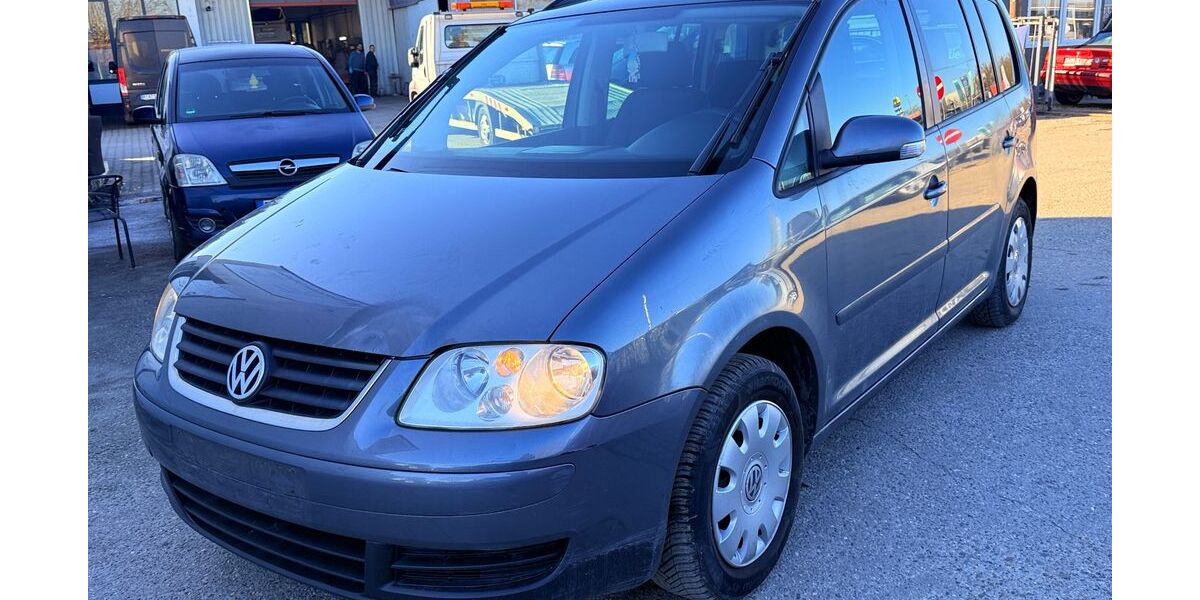 VW Touran 268.000 km 1.599 &euro; Obertraubling 93083