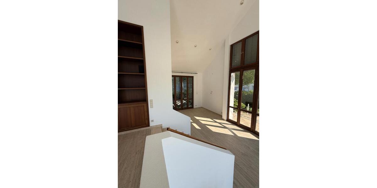 Etagenwohnung Willstätt - 5 Zimmer, 170 m&sup2;, 1.650&euro; | Angebot:26656541