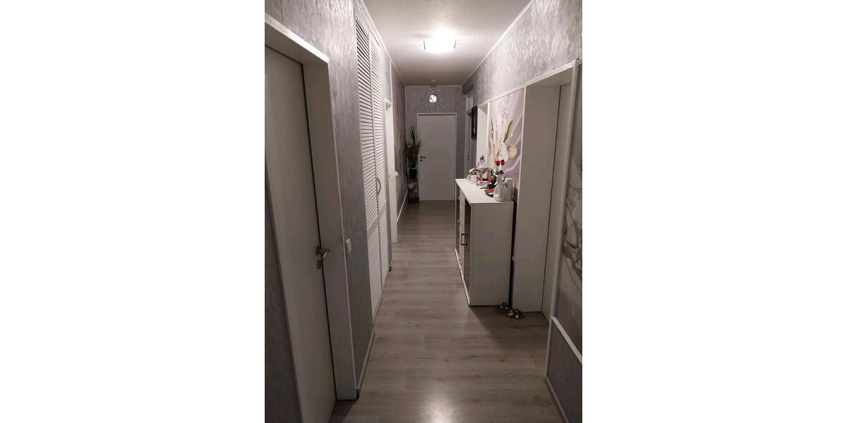 Provisionsfrei - 5 Zimmerwohnung in guter Lage 5 zimmer