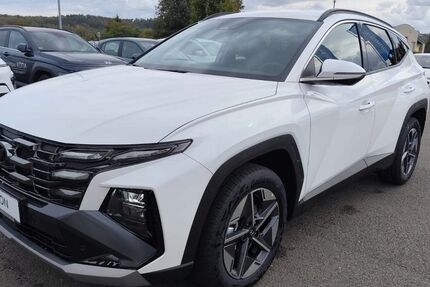 Hyundai TUCSON 7.241 km 32.990 &euro; Freyburg 06632