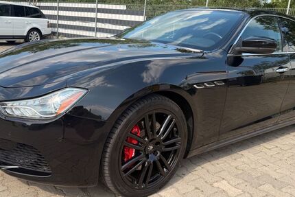 Maserati Ghibli 125.000 km 26.980 &euro; Berlin 13581