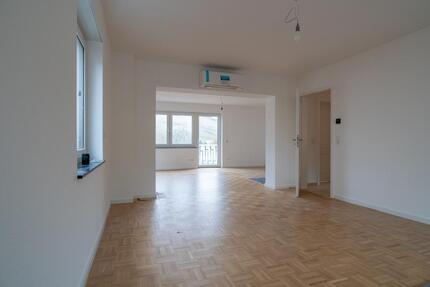 Moderne 2,5 ZKB Wohnung nach Kernsanierung zum Erstbezug 2 zimmer