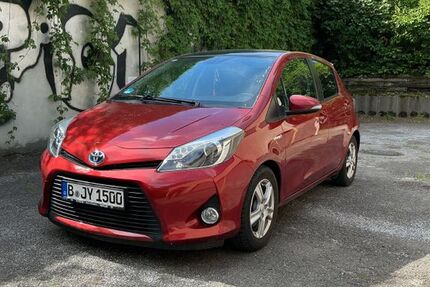 Toyota Yaris 84.500 km 9.900 &euro; Berlin 13357