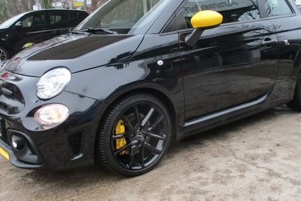 Abarth 695C 18.400 km 27.900 € Krailling bei München 82152