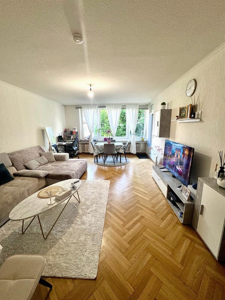 Schöne 3-Zimmer-Wohnung mit Balkon und Küche:ab 01.08!