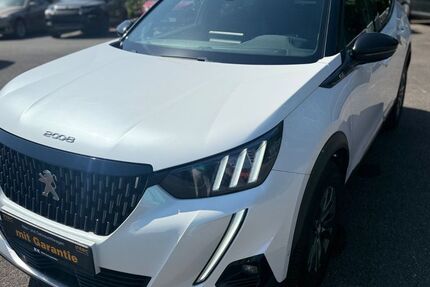 Peugeot 2008 141.825 km 16.990 € Trappenkamp 24610