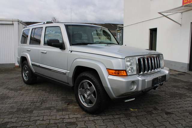 Jeep Commander 107.864 km 21.999 &euro; Mainz-Kostheim 55246