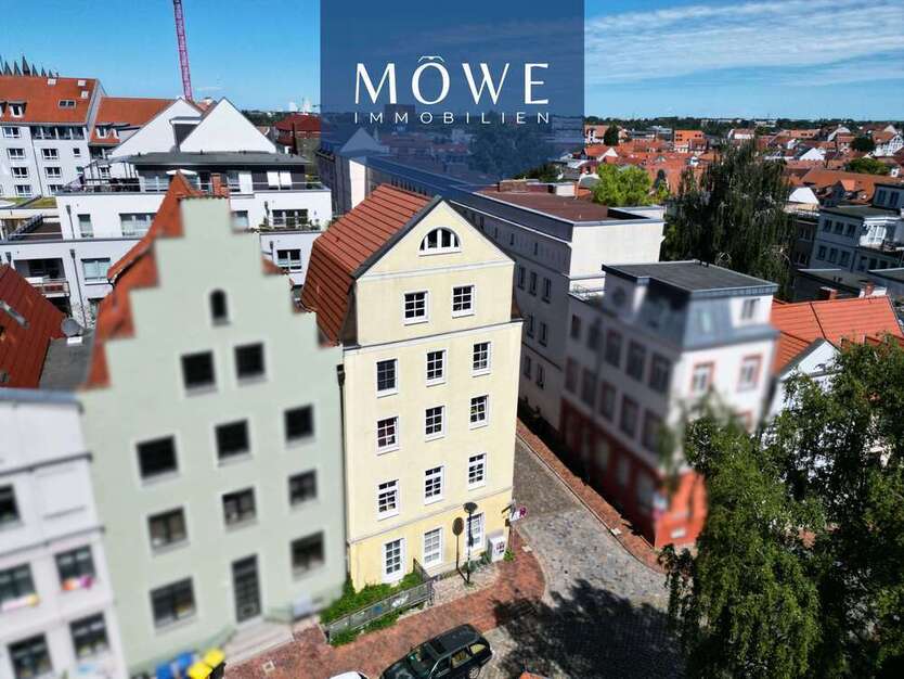 Haus zum Kaufen in Rostock 560.000 € 280 m²