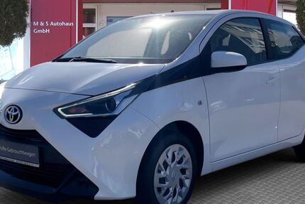 Toyota Aygo (X) 19.614 km 11.920 € Stendal 39576
