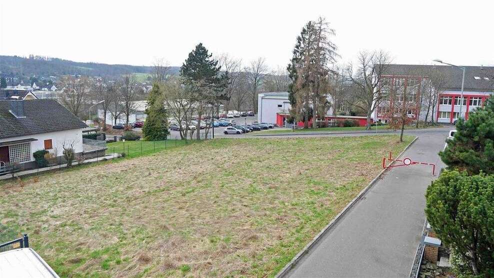 Grundstück zu verkaufen in Waldbröl 234.000 € 1560 m²