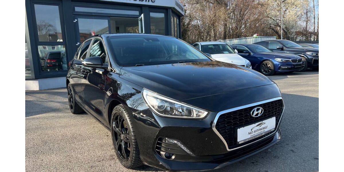 Hyundai i30 64.000 km 13.990 &euro; Augsburg 86165