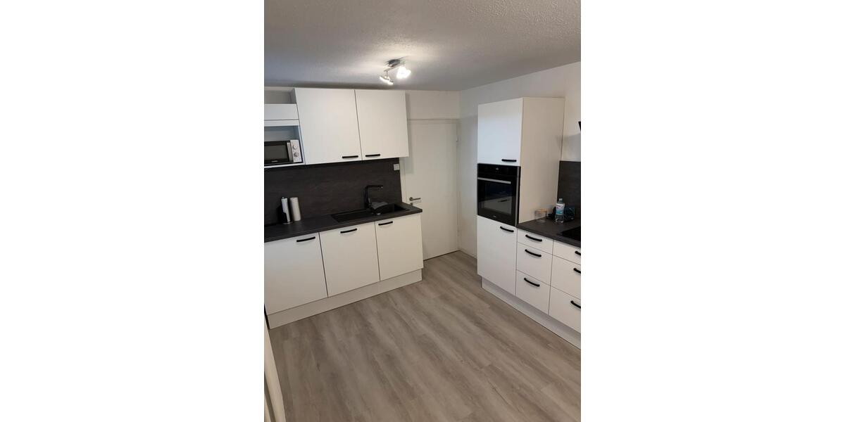 Erdgeschoßwohnung Sundern (Sauerland) - 3 Zimmer, 75 m&sup2;, 650&euro; | Angebot:26301704