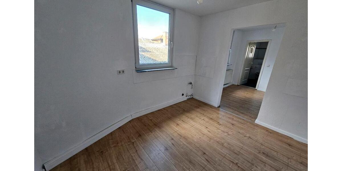 Etagenwohnung Dillingen (Saar) - 4 Zimmer, 100 m&sup2;, 750&euro; | Angebot:26616845