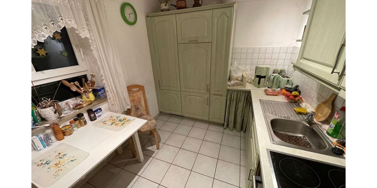 Renditeobjekt: 3 Raum-ET-Wohnung in schöner Wohnlage von Crossen - Etagenwohnung Crossen | Angebot:26386342
