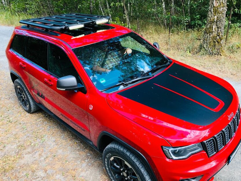 Jeep Grand Cherokee 89.350 km 30.499 € Trebsen 04687