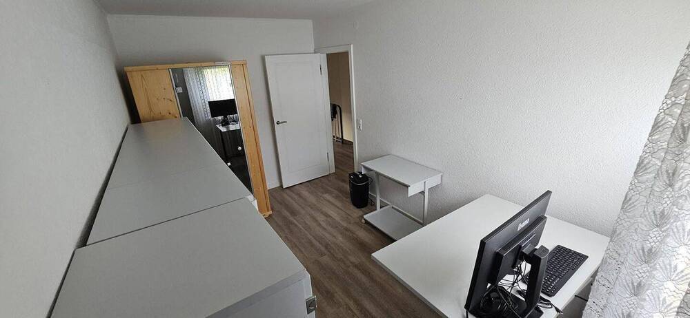 Doppelhaushälfte saniert mit Garten und Garage