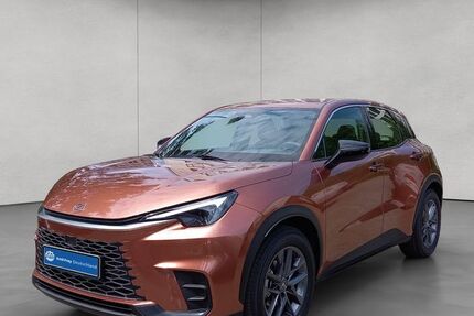 Lexus LBX 7.900 km 29.950 &euro; Stuttgart 70469