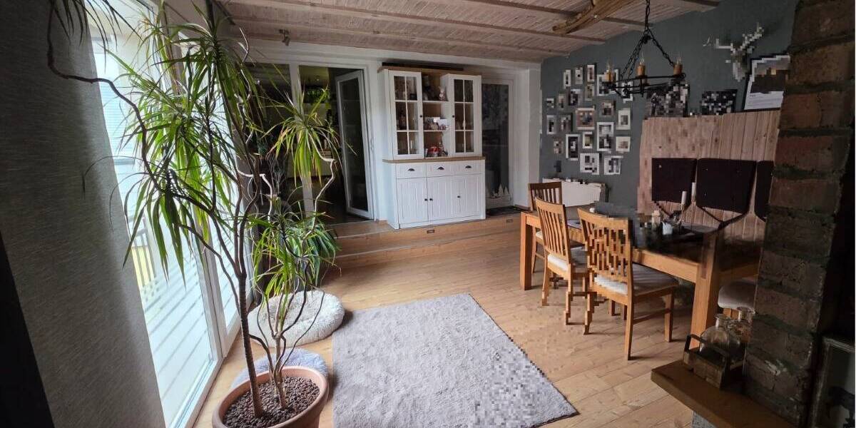 Reihenmittelhaus Bad Gandersheim - 8 Zimmer, 176 m&sup2;, 176.000&euro; | Angebot:26170684