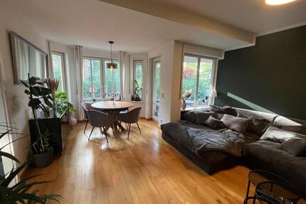Gehobene 3 Zimmer Wohnung+Garten+Stellplatz, Waldnah