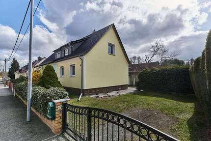 Haus Lauchhammer-West West - 3 Zimmer, 75 m&sup2;, 135.000&euro; | Angebot:26241762