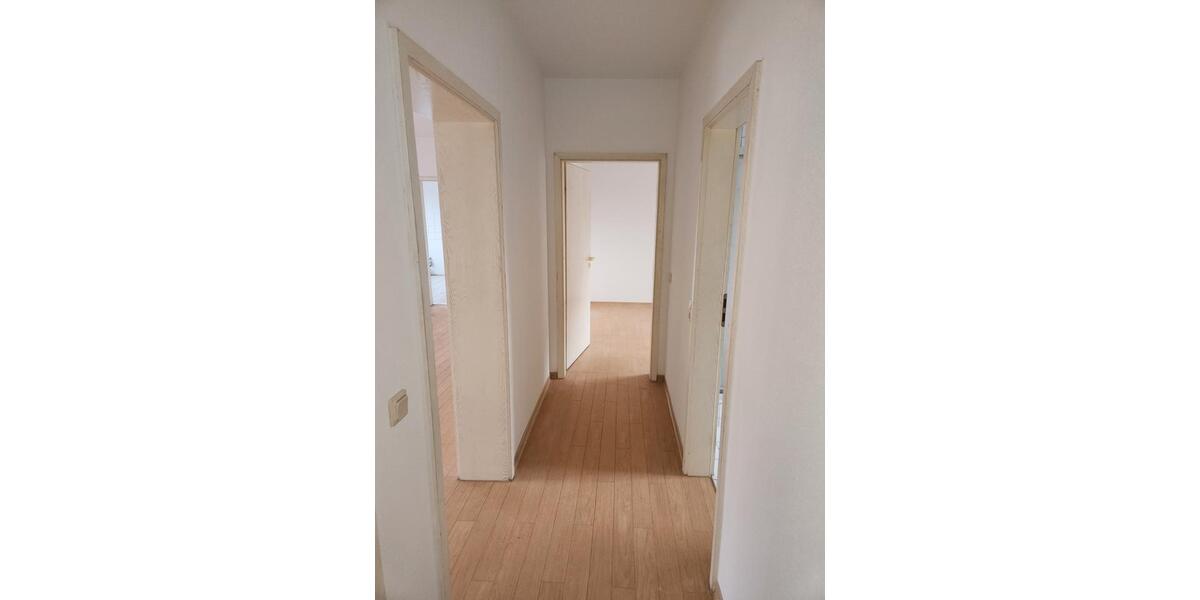 Hochparterre Nohfelden - 4 Zimmer, 90 m&sup2;, 684&euro; | Angebot:26342548