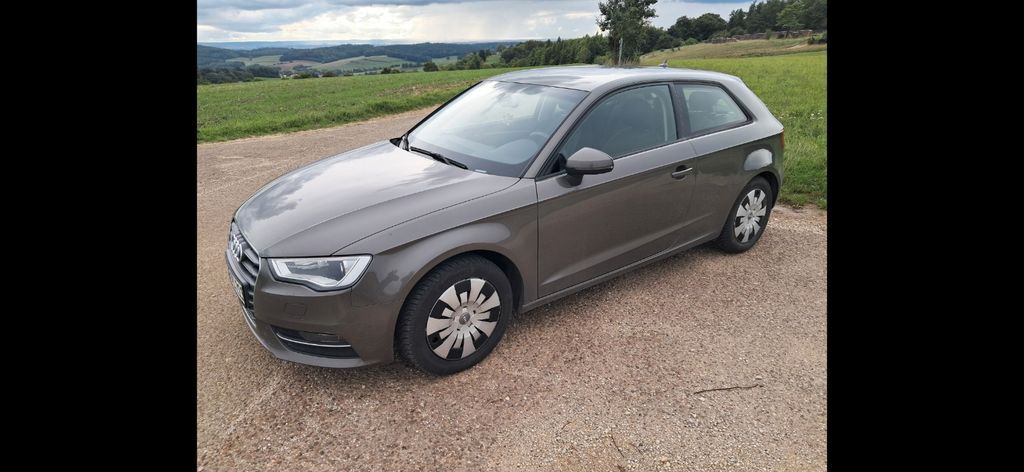 Audi A3 186.000 km 8.800 € Hechlingen am See 91719