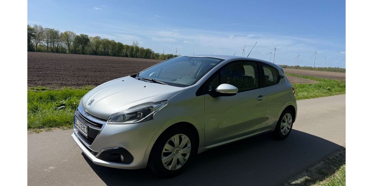 Peugeot 208 132.971 km 5.450 &euro; Heede 26892
