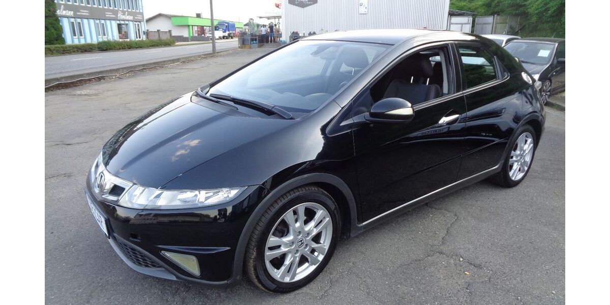 Honda Civic 215.600 km 3.495 &euro; Remagen-Oberwinter 53424