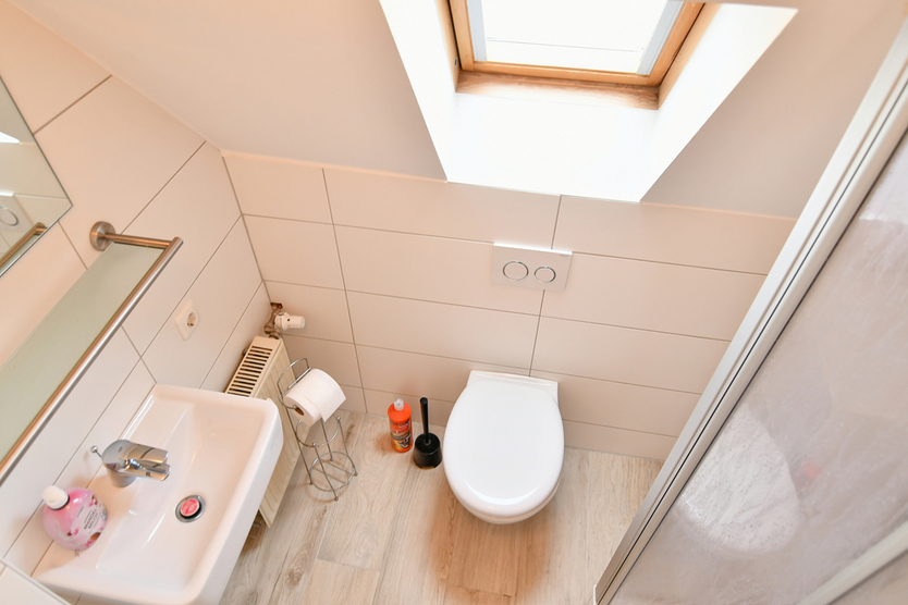 Moderne 4 Zi Maisonette mit 2 Schlafräumen mitten in Hornau 4 zimmer