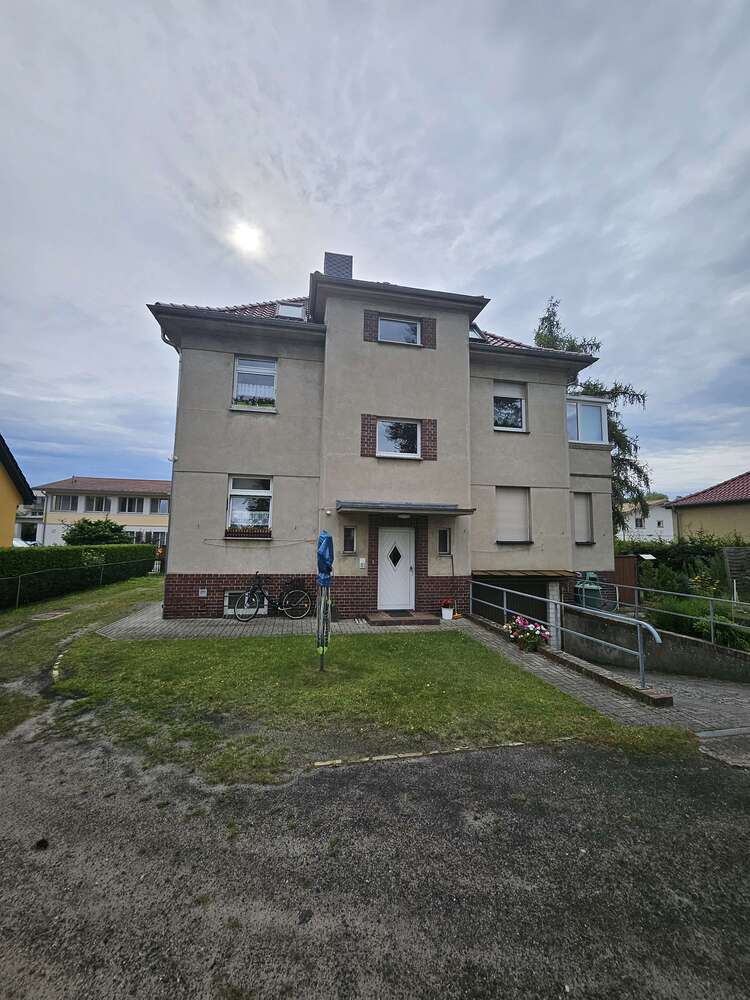 Haus zum Kaufen in Caputh 550.000 € 220 m²