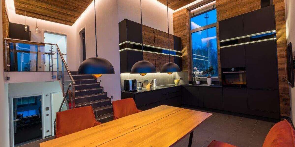 Luxuriöse und moderne Bauhausvilla als Praxis oder Bürohaus - Gewerbeobjekt Schneeberg | Angebot:26001542