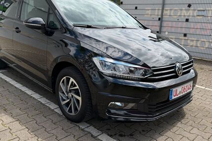 VW Touran 94.000 km 19.900 &euro; Ulm 89077