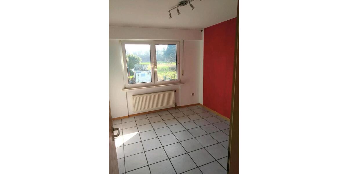 Etagenwohnung Wickede (Ruhr) - 4 Zimmer, 105 m&sup2;, 750&euro; | Angebot:25417013