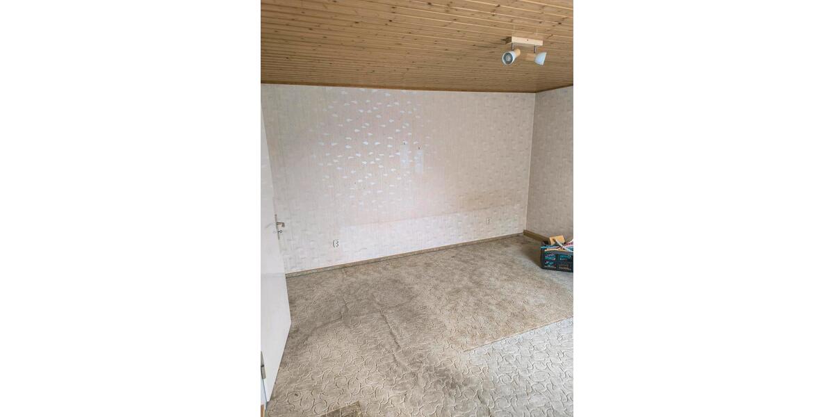 Doppelhaushälfte Wunsiedel - 4 Zimmer, 130 m&sup2;, 99.999&euro; | Angebot:26763214