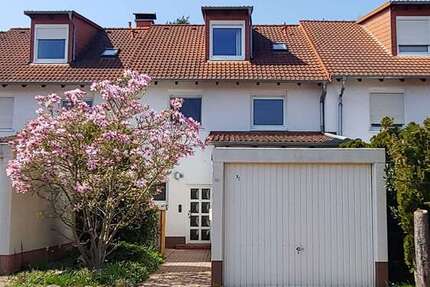 Haus zum Mieten in Rodenbach 1.950 € 160 m²