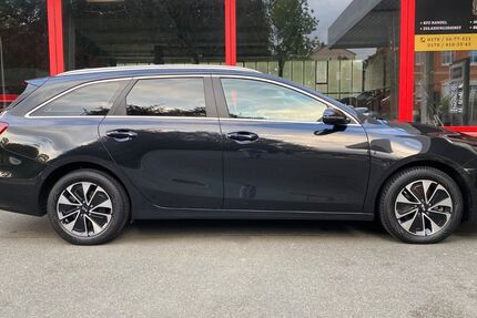 Kia ceed Sportswagon 73.526 km 16.450 € Oberkotzau 95145
