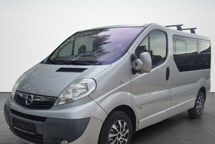 Opel Vivaro 215.000 km 9.900 &euro; Berlin 13089