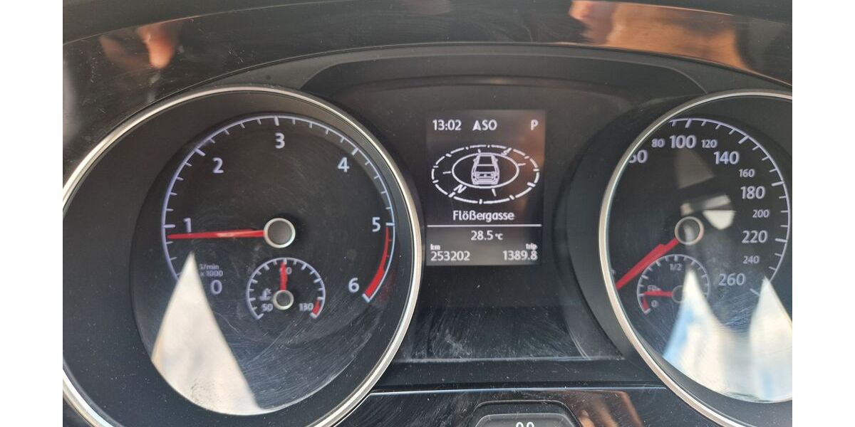 VW Touran 253.191 km 7.530 &euro; München 80339