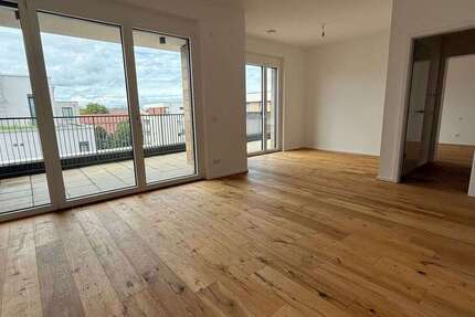 Wohnung Augsburg Kriegshaber - 2 Zimmer, 80 m&sup2;, 1.225&euro; | Angebot:27346460