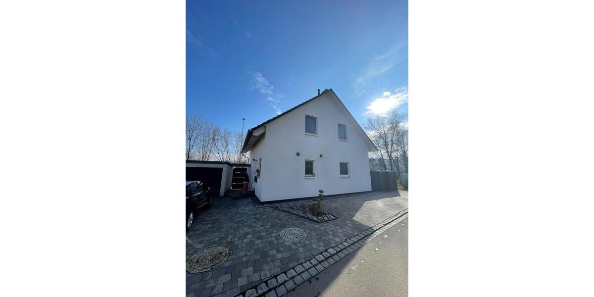 Einfamilienhaus Rielasingen-Worblingen Worblingen - 4 Zimmer, 97 m&sup2;, 725.000&euro; | Angebot:24803307