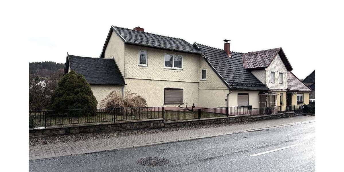 Einfamilienhaus Neuhaus-Schierschnitz Schierschnitz - 4 Zimmer, 150 m&sup2;, 115.000&euro; | Angebot:25783989