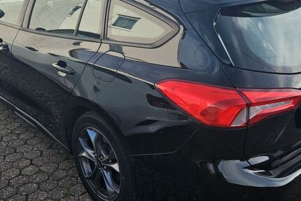 Ford Focus 162.000 km 10.500 &euro; Bad Schwalbach 65307