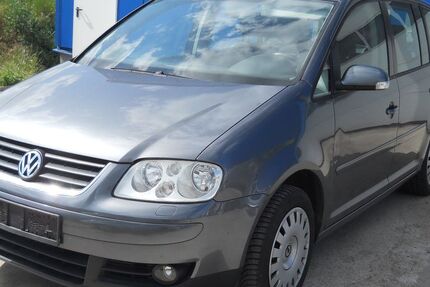 VW Touran 278.461 km 2.350 &euro; Herzfelde 15378