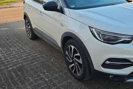 Opel Grandland (X) 100.900 km 12.500 &euro; Pfaffenhofen 74397
