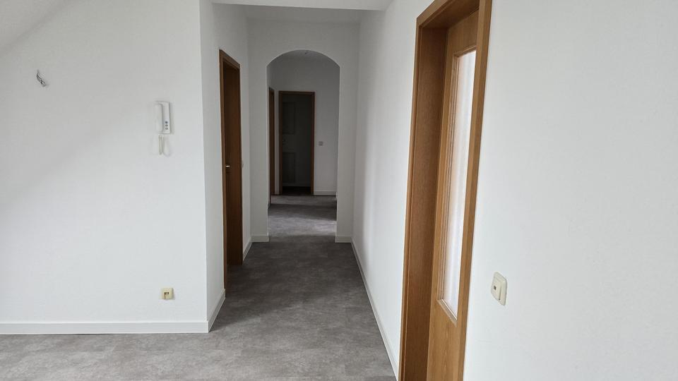 Dachgeschoßwohnung Adorf/Vogtland Vogtland - 3 Zimmer, 89 m&sup2;, 450&euro; | Angebot:24015042