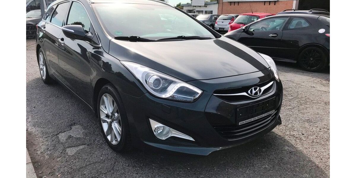 Hyundai i40 217.476 km 6.499 € Unna 59425