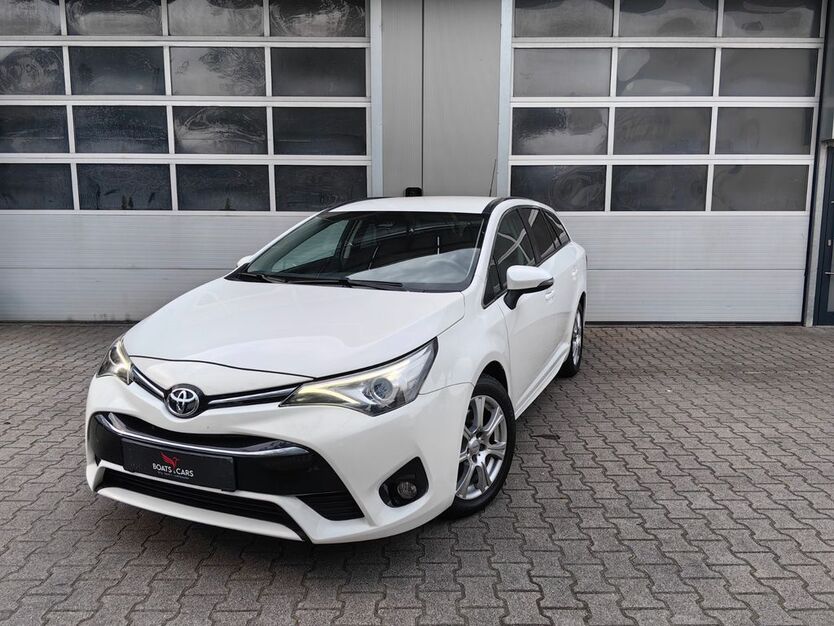 Toyota Avensis 141.000 km 10.990 € Baden-Württemberg - Leingarten 74211
