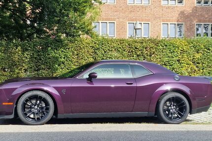 Dodge Challenger 8.500 km 87.900 &euro; München 81241