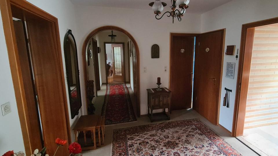Einfamilienhaus Burglengenfeld - 8 Zimmer, 244 m&sup2;, 450.000&euro; | Angebot:26421540
