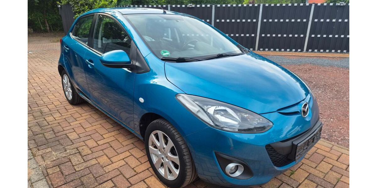Mazda 2 193.000 km 2.800 &euro; Theeßen 39291